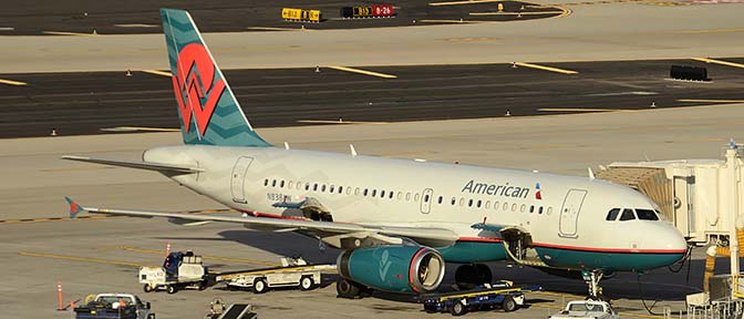 American Airbus A319-132 N838AW, Phoenix Sky Harbor, January 8, 2016